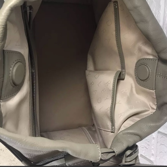 Radley of London leather shoulder bag with matching wallet - Picture 8 of 15